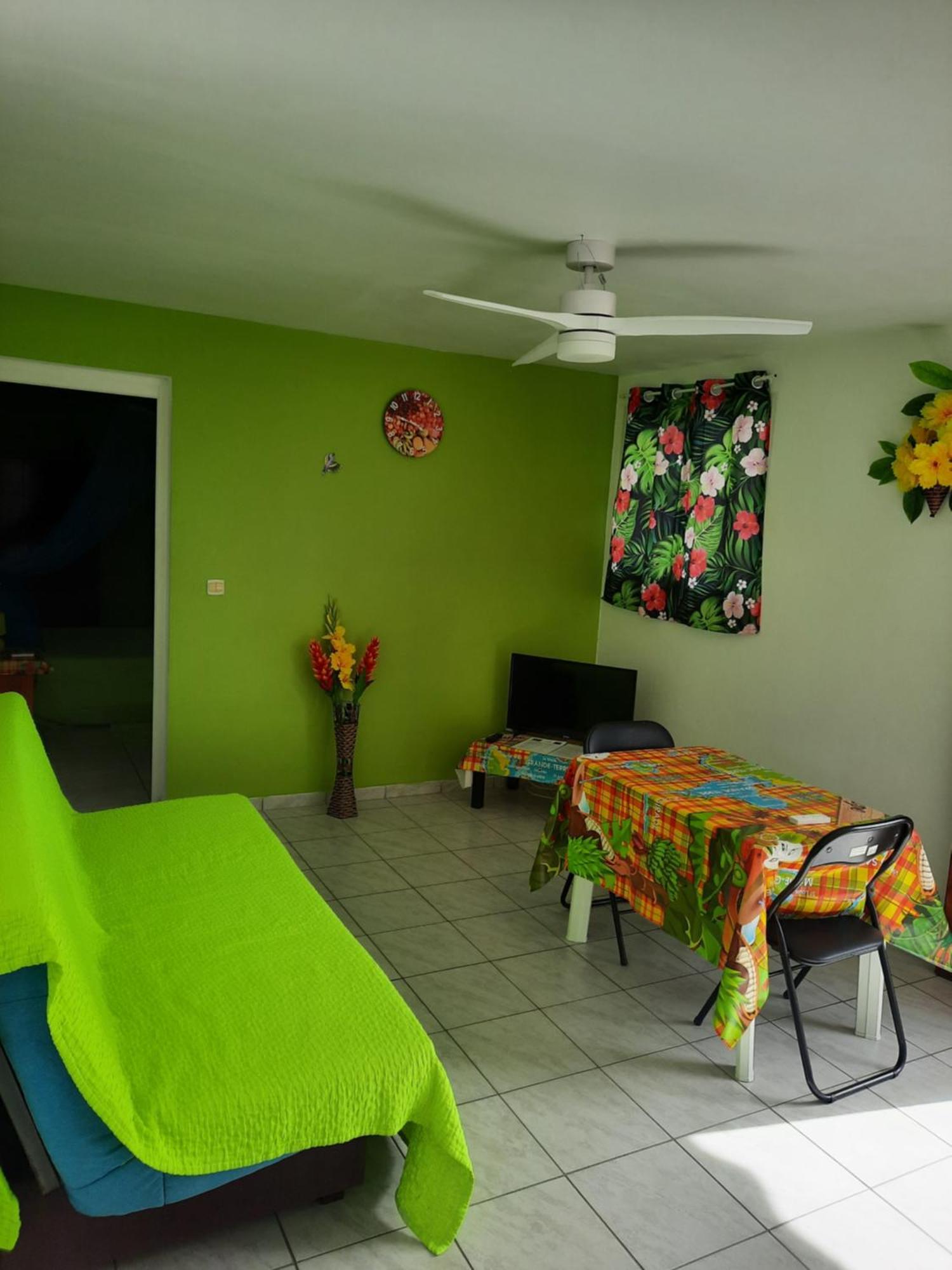 La Casa Binecha Avec Jacuzzi Villa Baillif Exterior photo